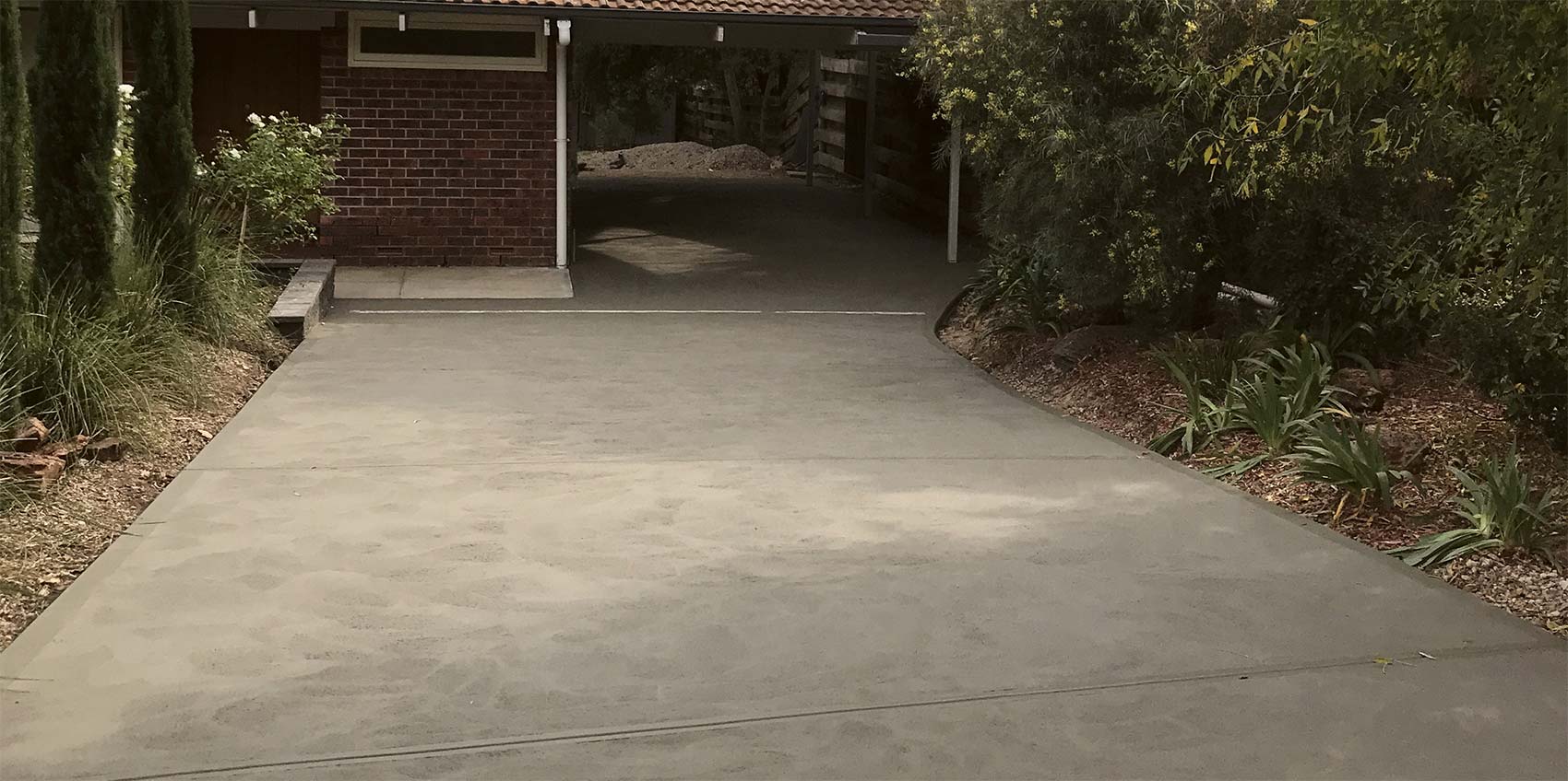 standard concrete driveway adelaide 