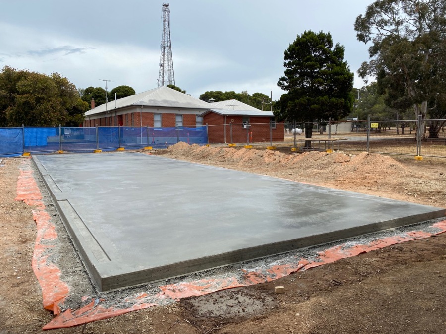 exposed aggregate concrete driveway